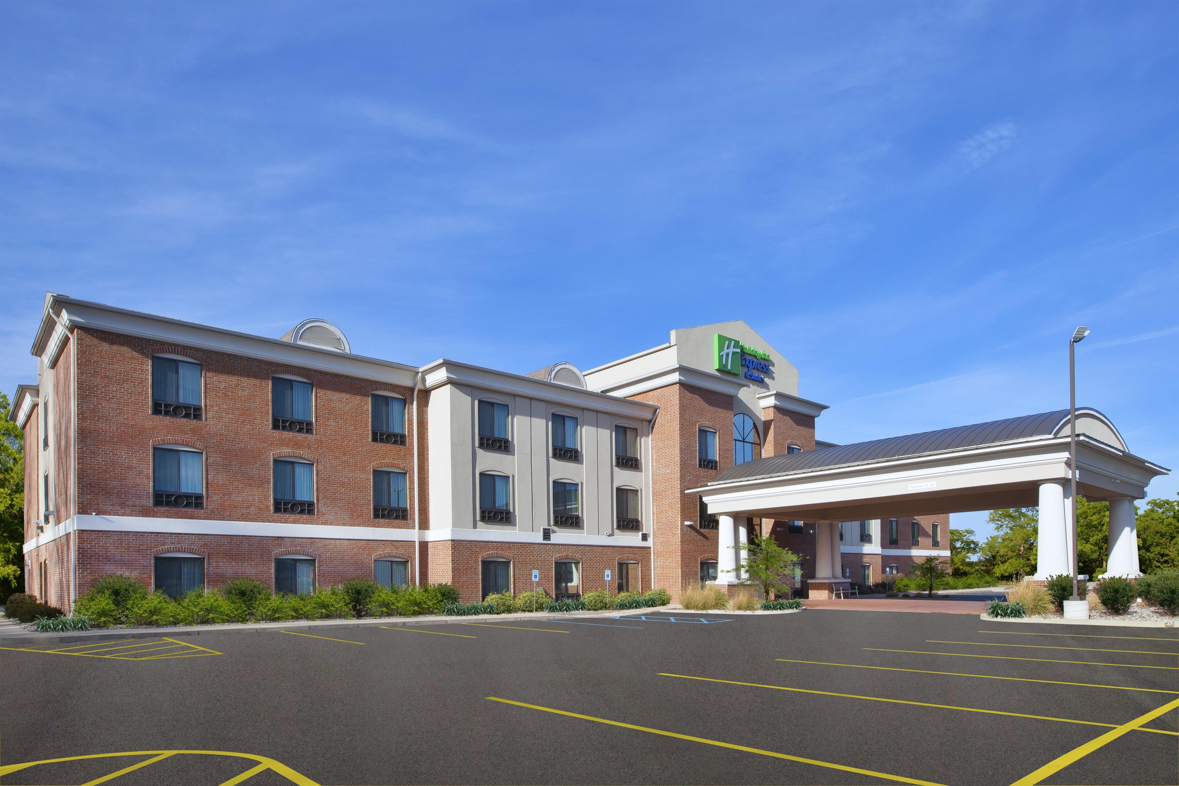 Holiday Inn Express Niles By Ihg Экстерьер фото