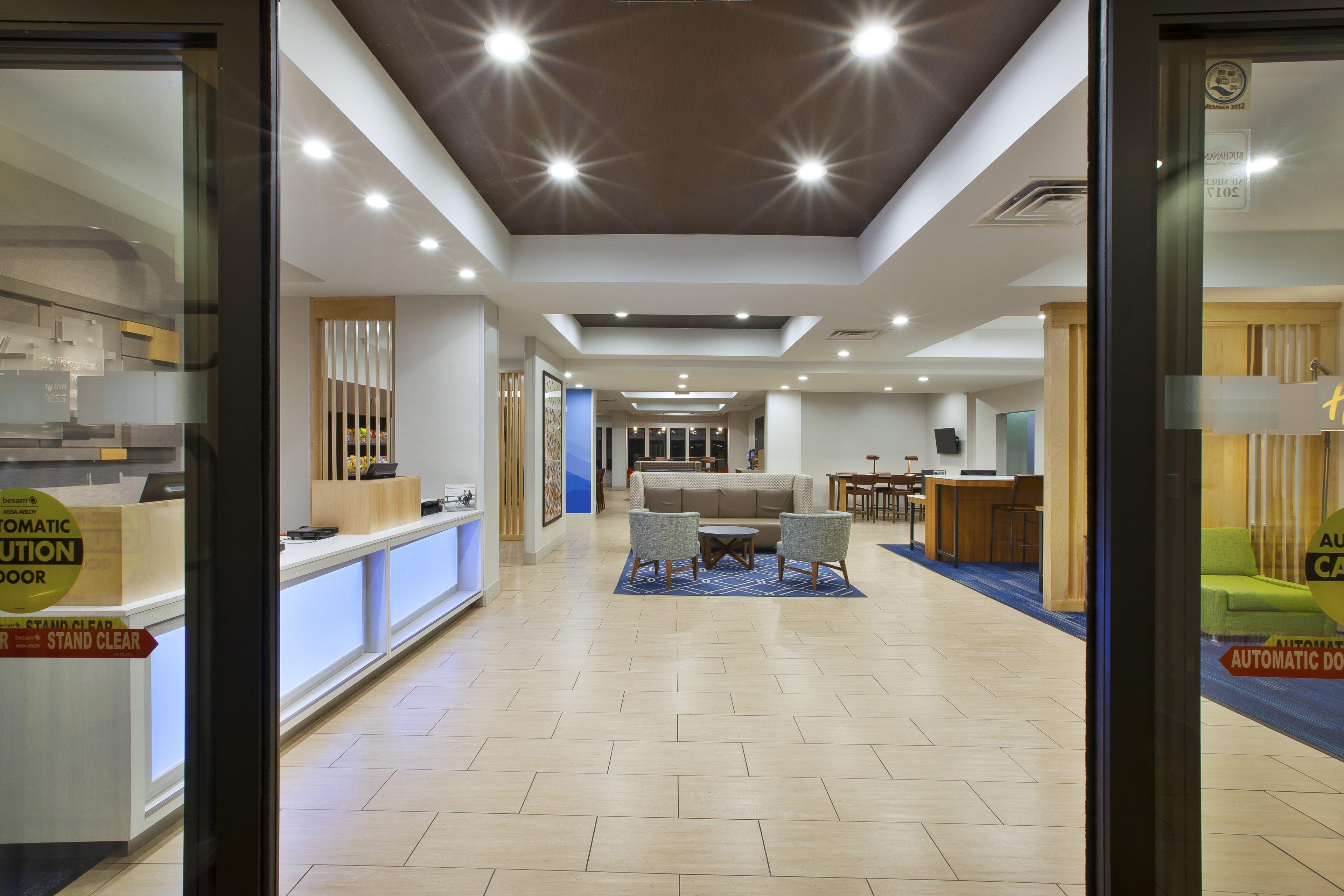 Holiday Inn Express Niles By Ihg Экстерьер фото