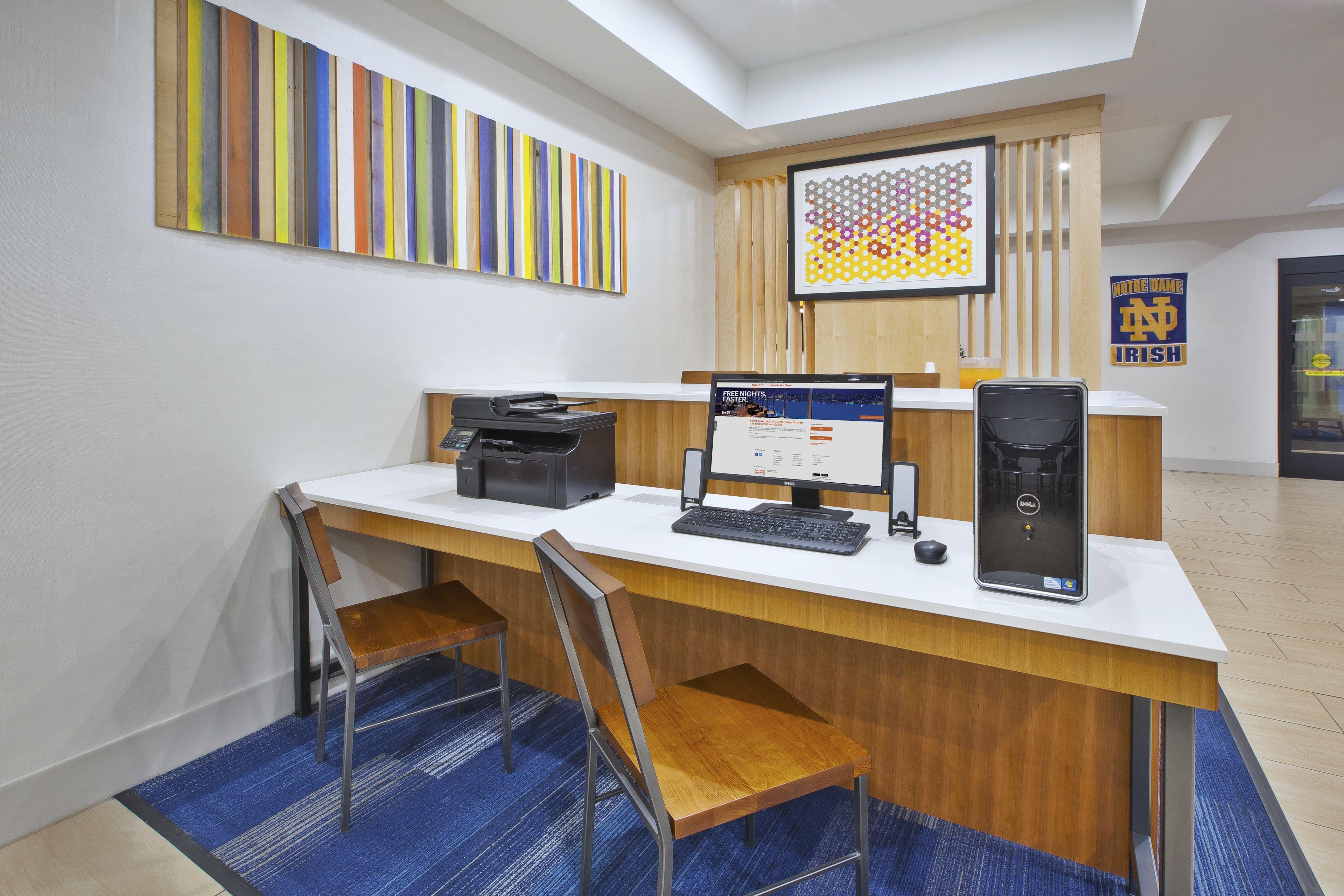 Holiday Inn Express Niles By Ihg Экстерьер фото