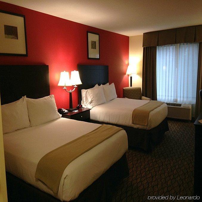 Holiday Inn Express Niles By Ihg Экстерьер фото